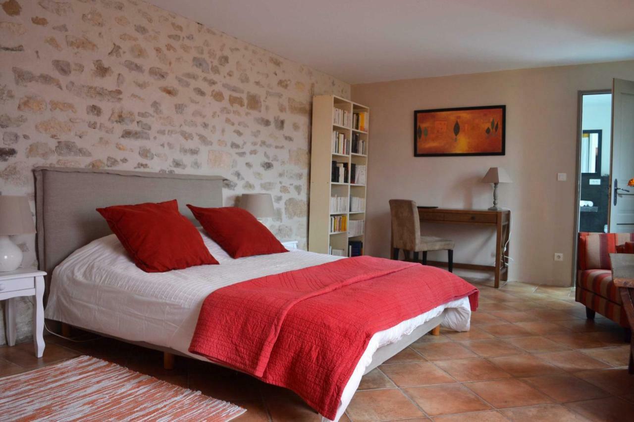 L'Oustalet Bed & Breakfast Uzes Exterior photo