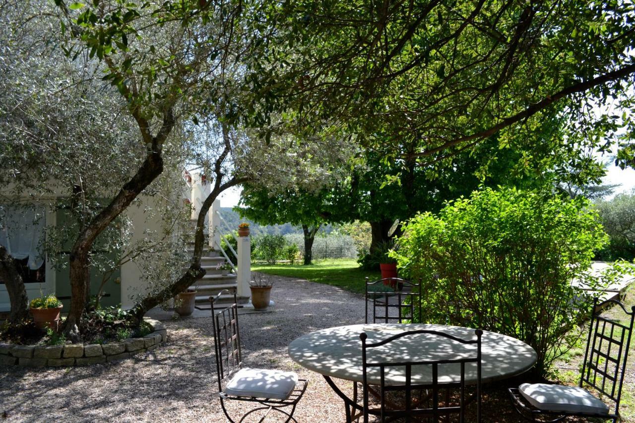 L'Oustalet Bed & Breakfast Uzes Exterior photo