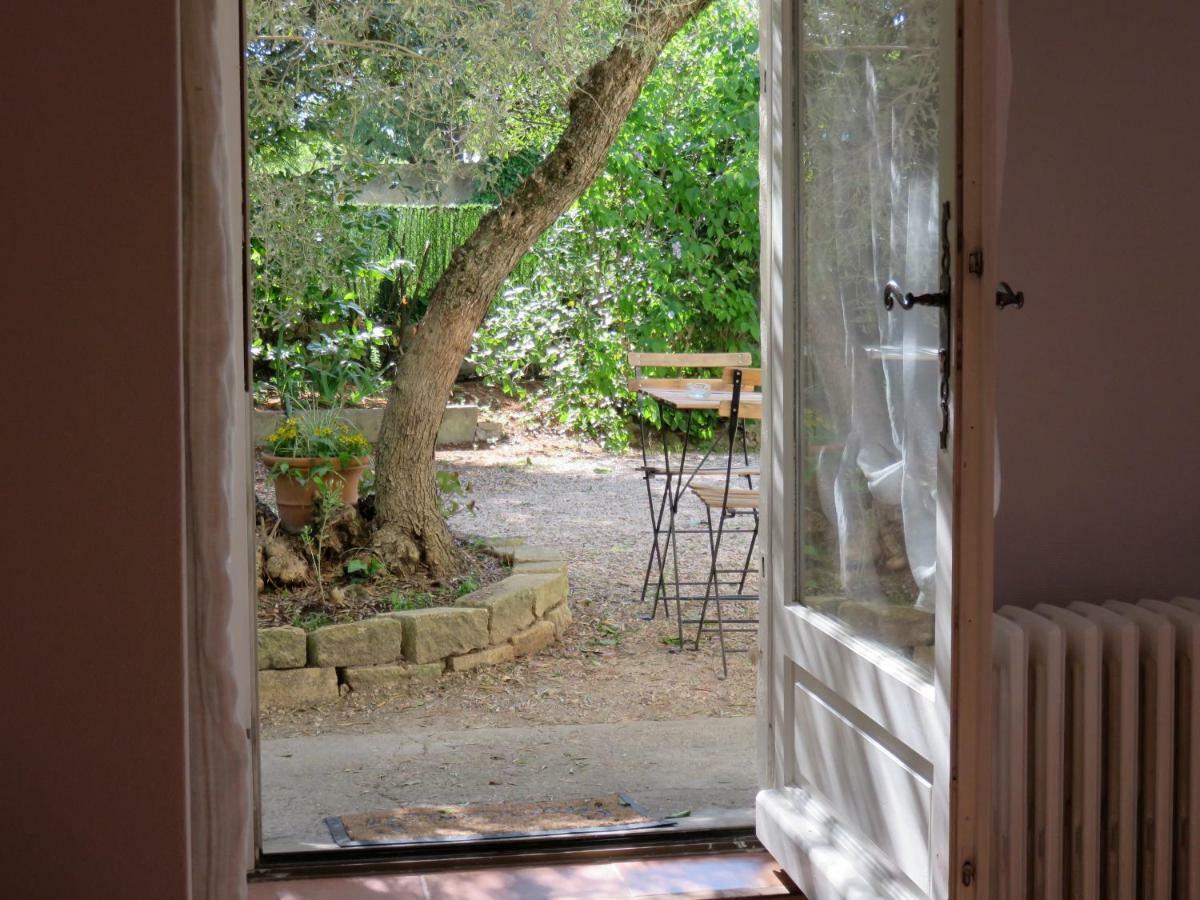 L'Oustalet Bed & Breakfast Uzes Exterior photo